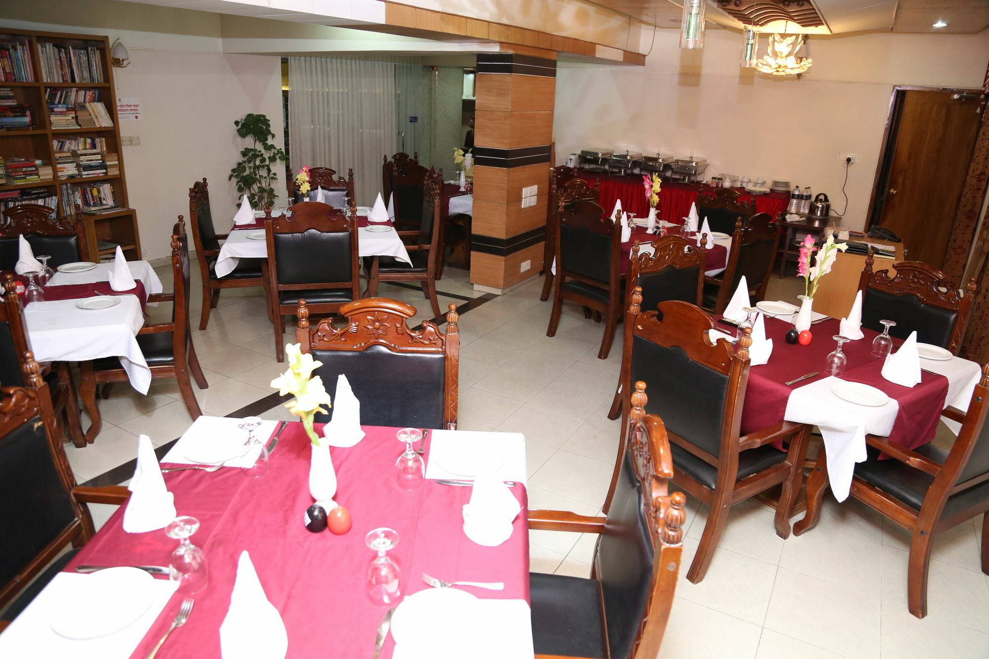 Hotel Golden Deer Dhaka Buitenkant foto