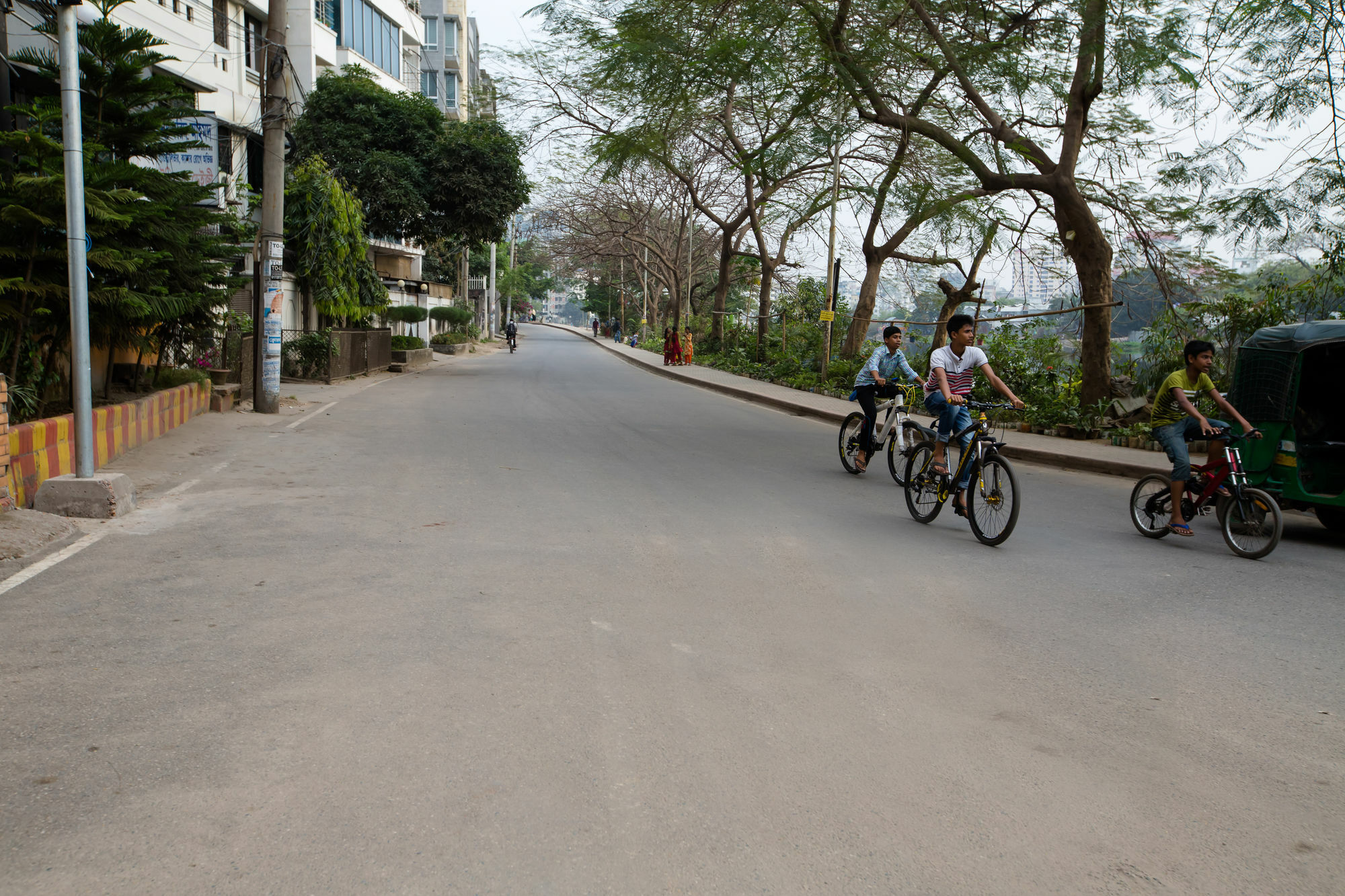 Hotel Golden Deer Dhaka Buitenkant foto