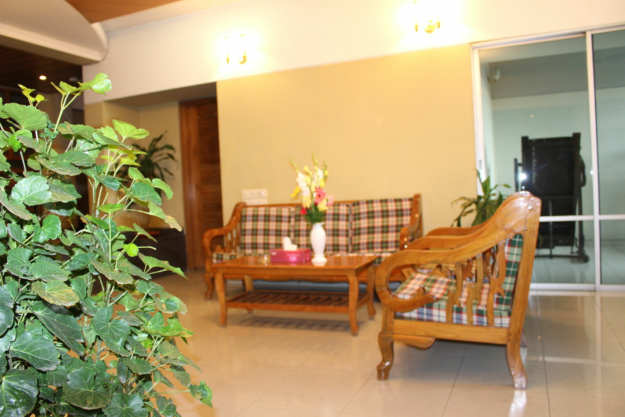 Hotel Golden Deer Dhaka Buitenkant foto