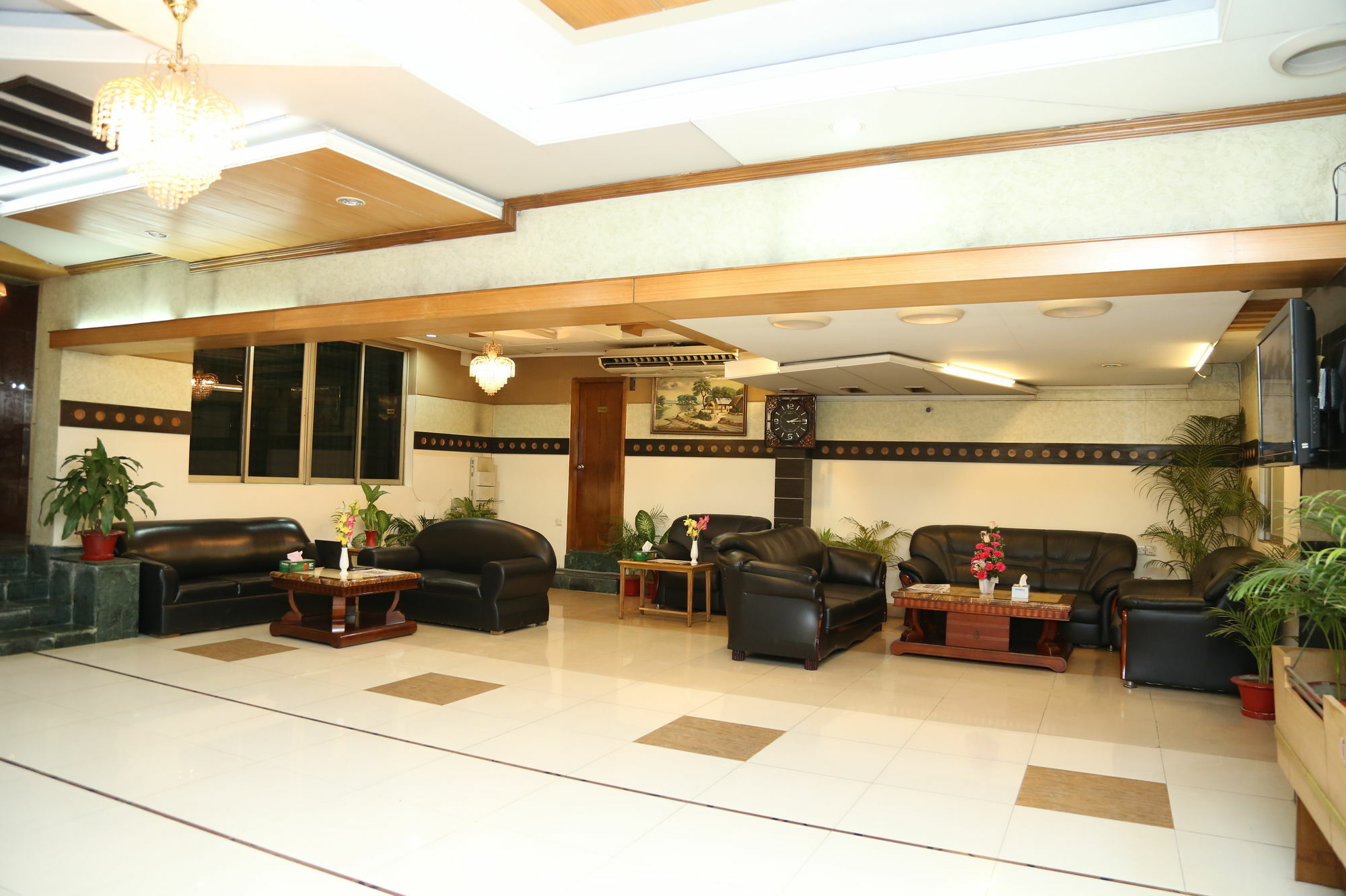 Hotel Golden Deer Dhaka Buitenkant foto